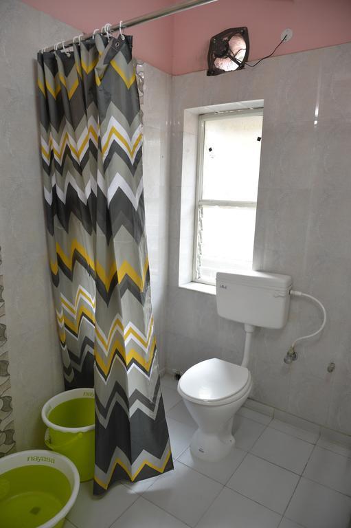 Ghosh Villa Guest House Калькутта Экстерьер фото