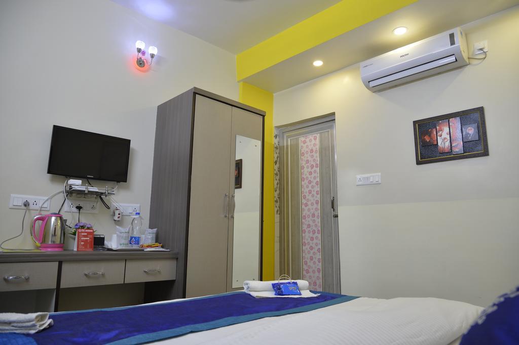 Ghosh Villa Guest House Калькутта Экстерьер фото